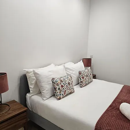 Center Terrace Apartment